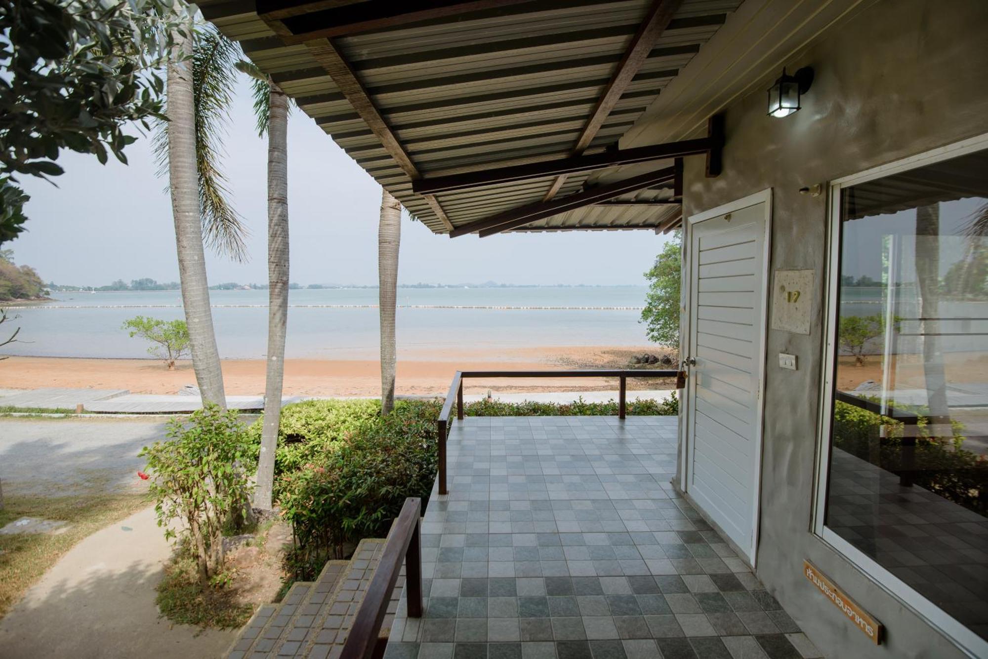 Seashell Village Resort Chao Lao Beach Room photo