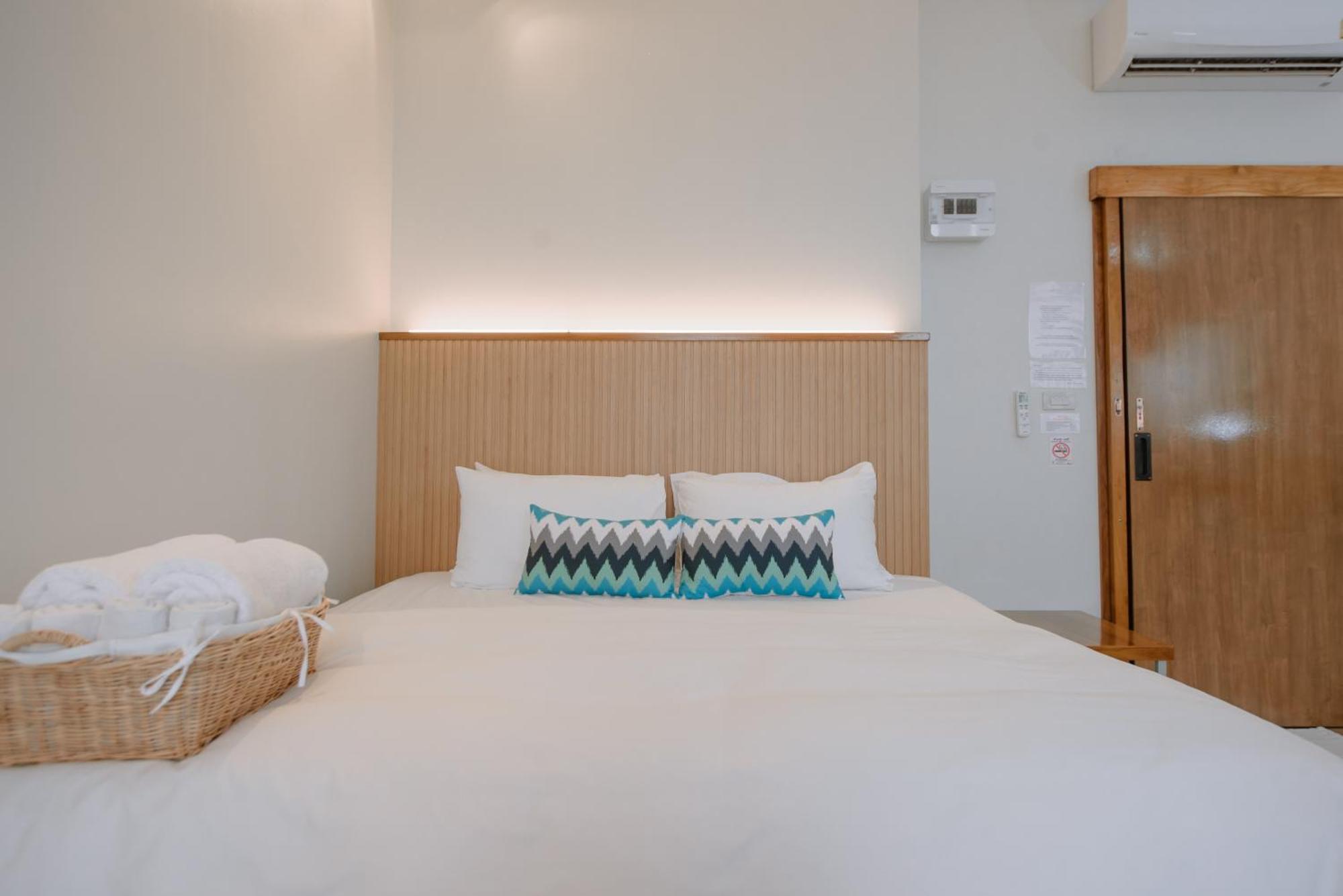 Seashell Village Resort Chao Lao Beach Room photo