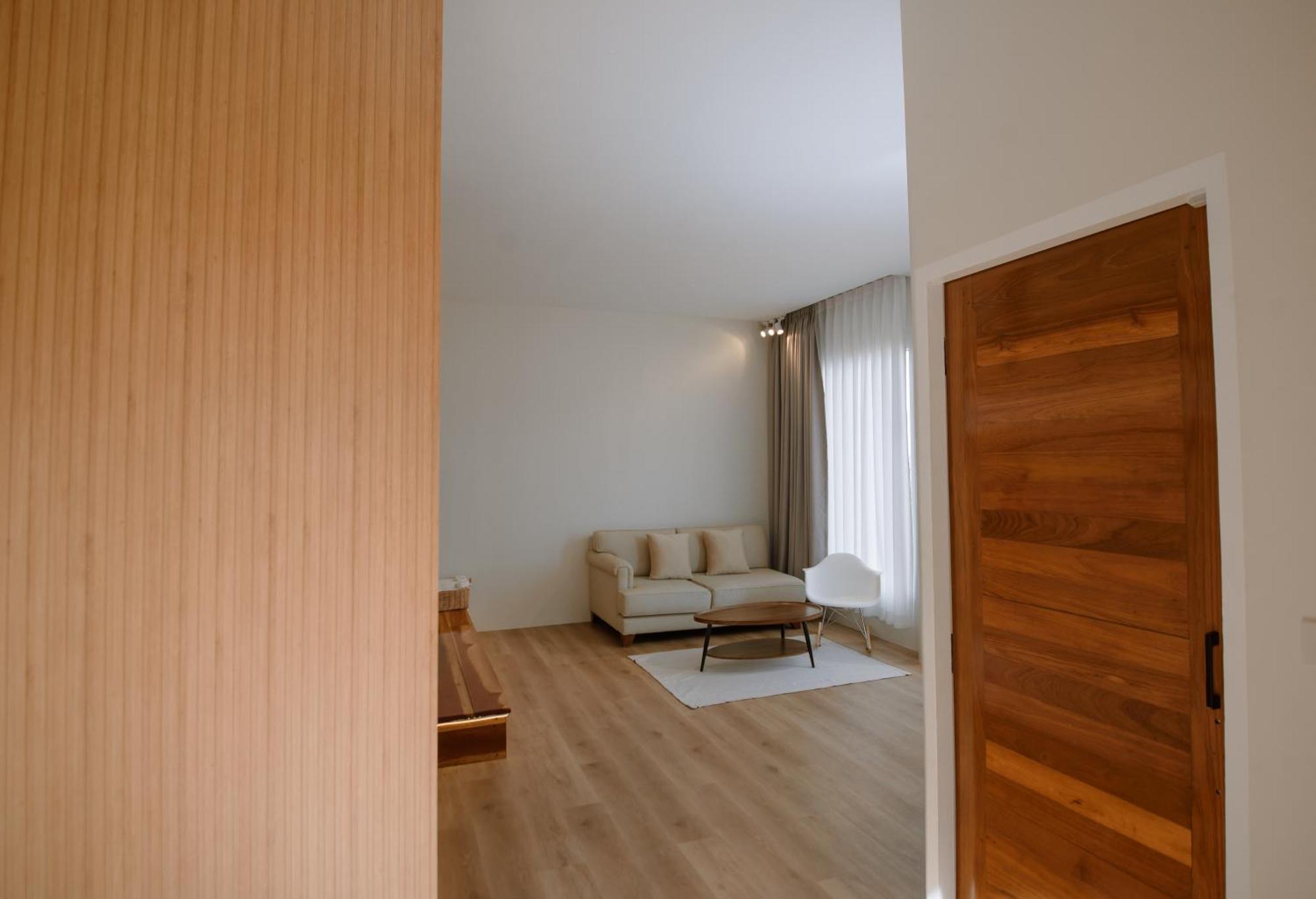 Seashell Village Resort Chao Lao Beach Room photo